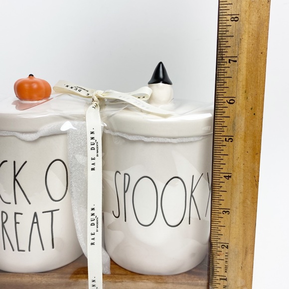 🎃👻NWT Rae Dunn TRICK OR TREAT & SPOOKY Small Canister Set With Tray - Picture 4 of 5
